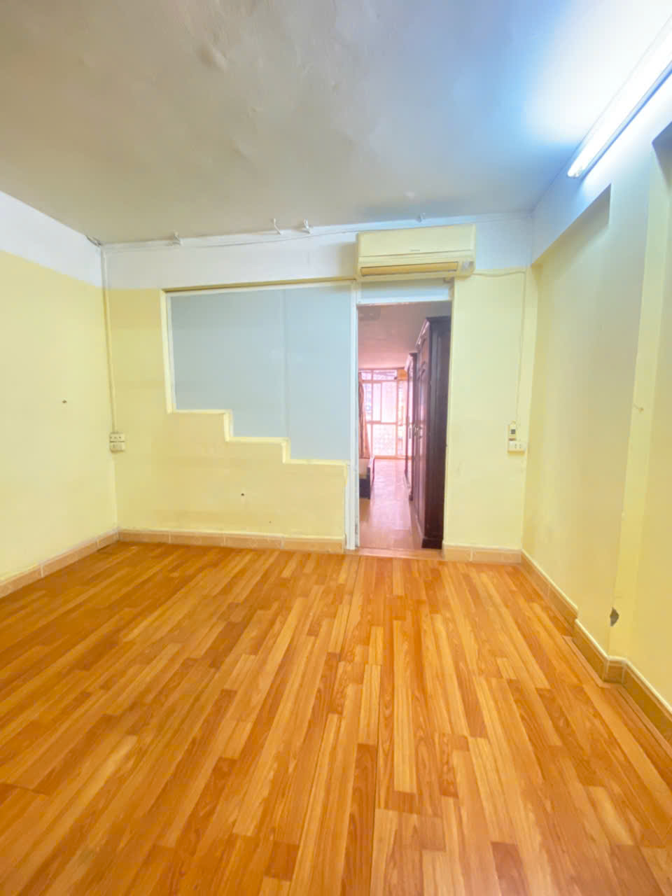 Cho thuê căn hộ Tập thể Nguyễn Chính, 60m2, 2 ngủ, 6.5 Triệu (có gia lộc) - Ảnh 2